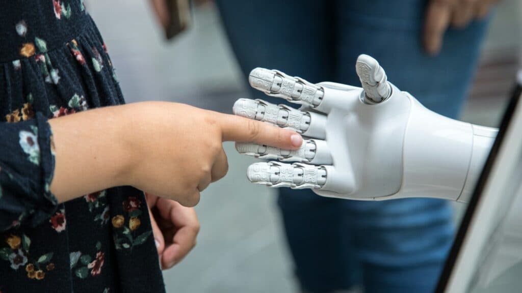 AI 輔導 vs 真人輔導 — 科技與人性的交匯