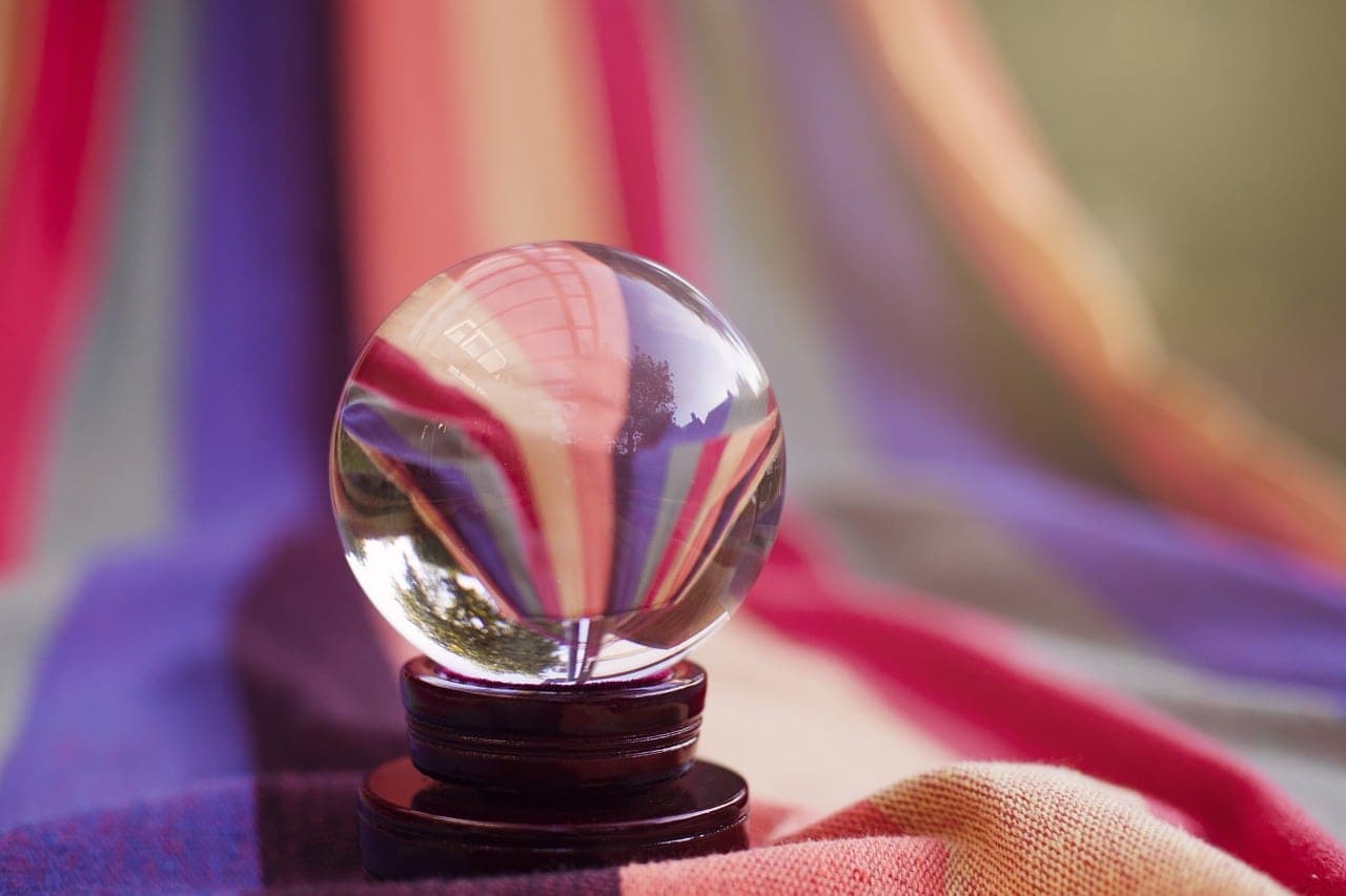 Why Your Horoscope Always Feels Right